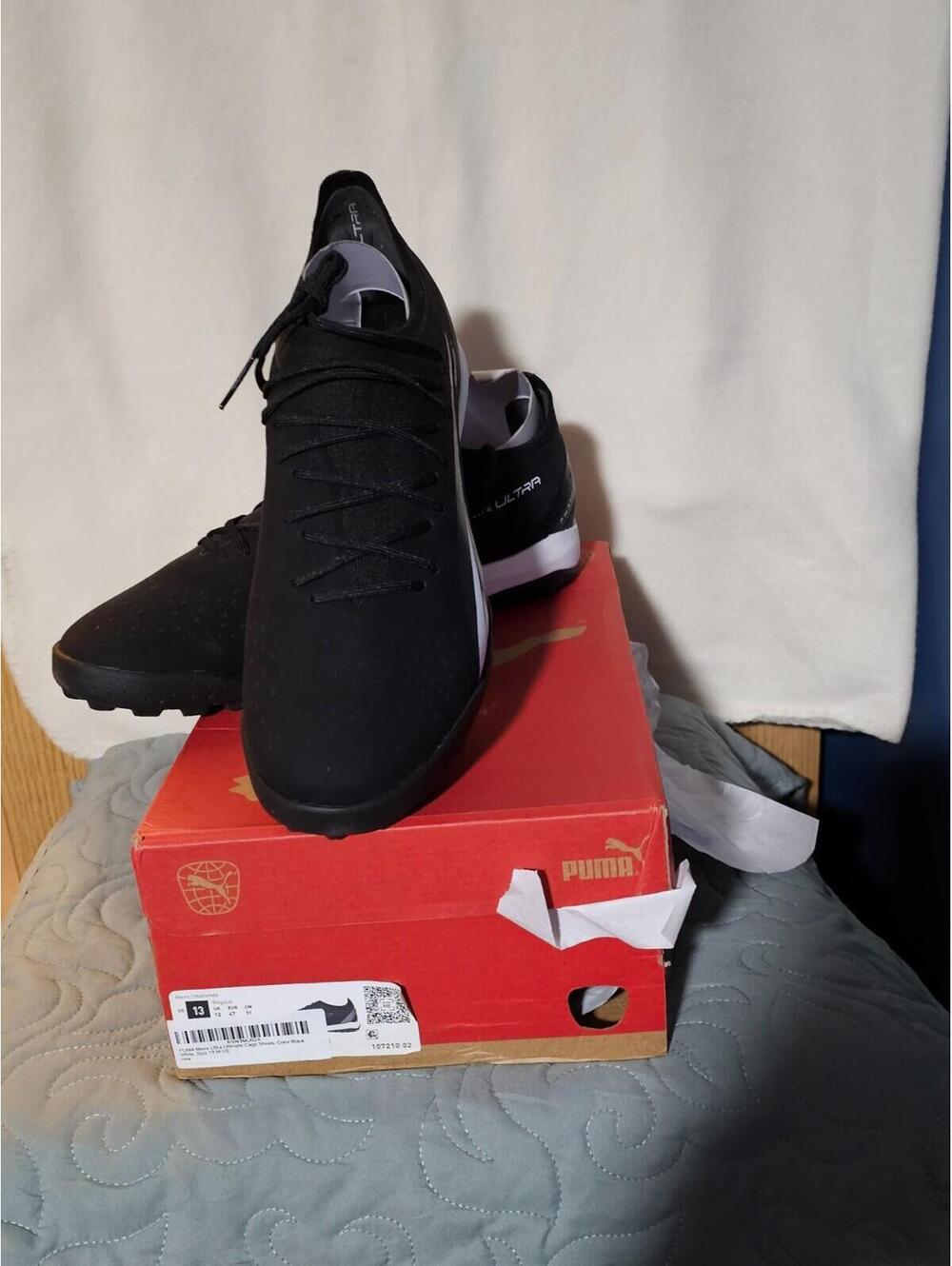 PUMA Men’s Ultra Ultimate Cage Soccer Shoes – Black/White – Size 13 US – New in